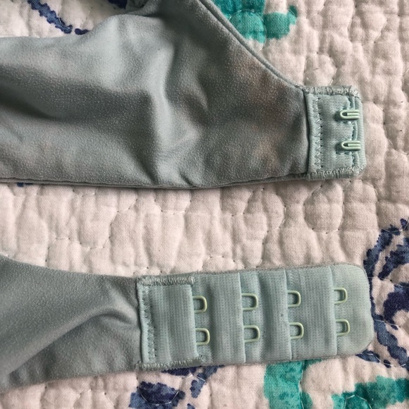 Used.  Perfect Shape Bra. - Picture 4 of 5